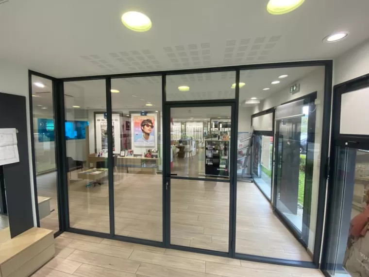 Réalisation de cloison vitrée en aluminium à Pau, Pau, M.A.2.P Menuiserie Agencement